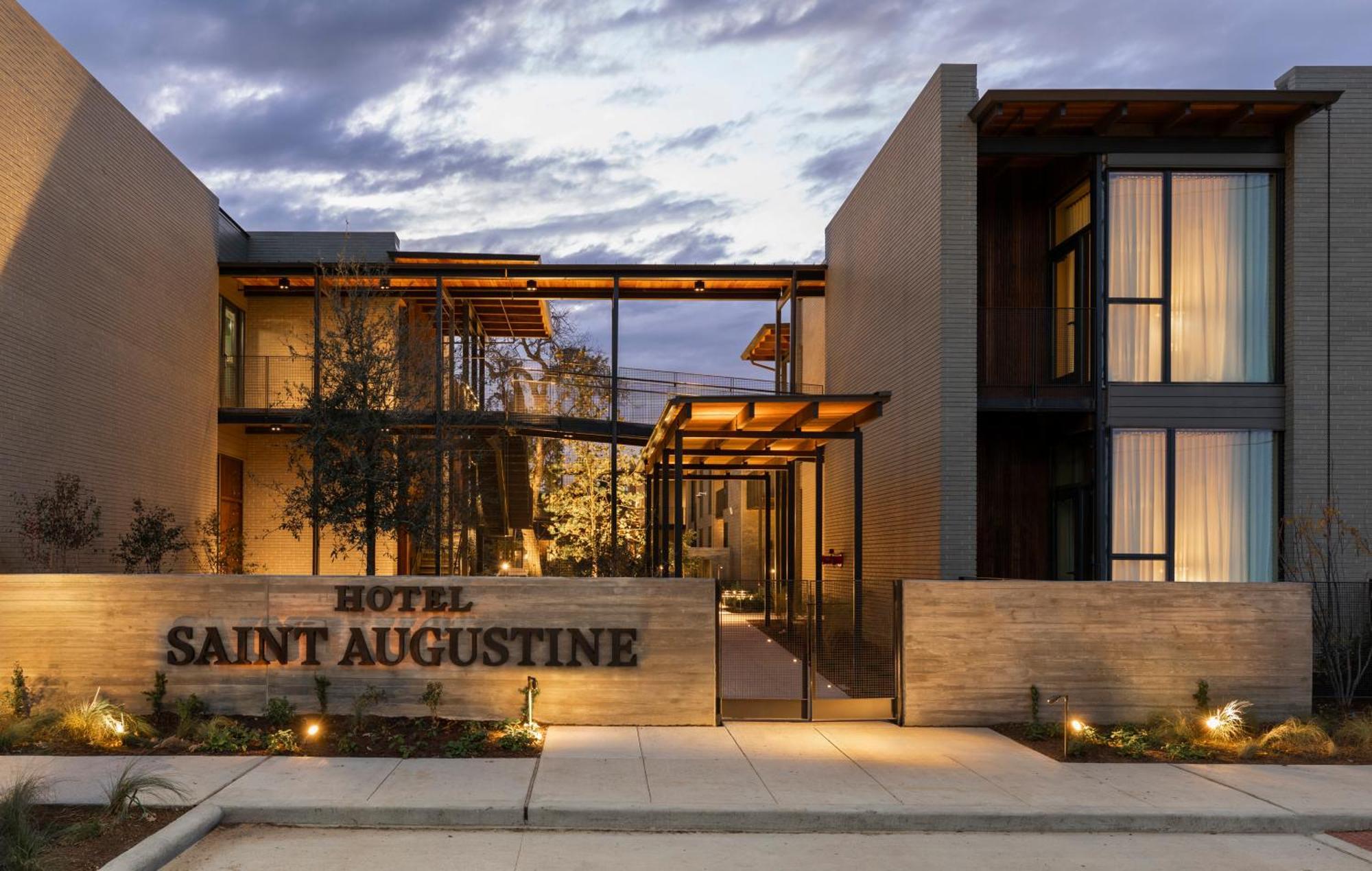 Hotel Saint Augustine Хюстън Екстериор снимка